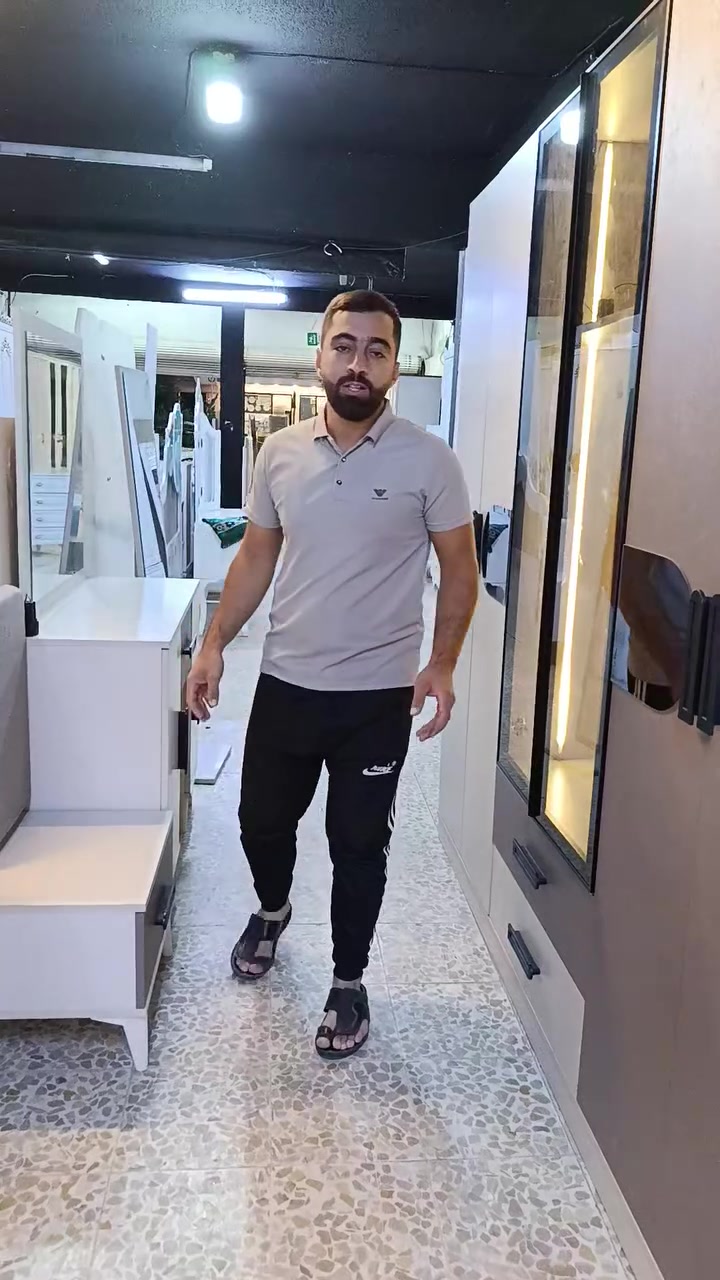غرفة نفرين • ٨ قطع • نظيفة جدا