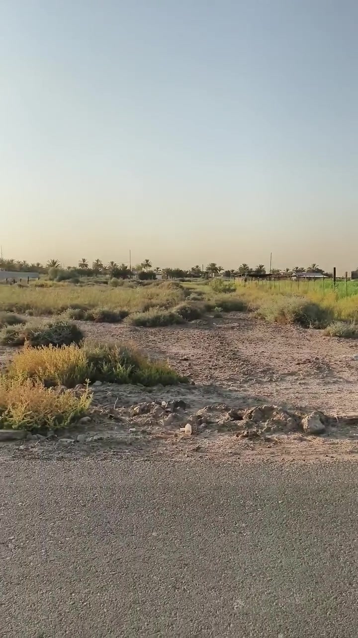 السلام عليكم
يوجد دونم طابو زراعي سند 25
الوجه24
والنزال 104
مكانه بغداد المدائن منطقة الجعاره قرب مدينه بسمايه 
خدامة كاملة من ماء وكهرباء 
الاستفسار أكثر اتصل على الرغم***********
