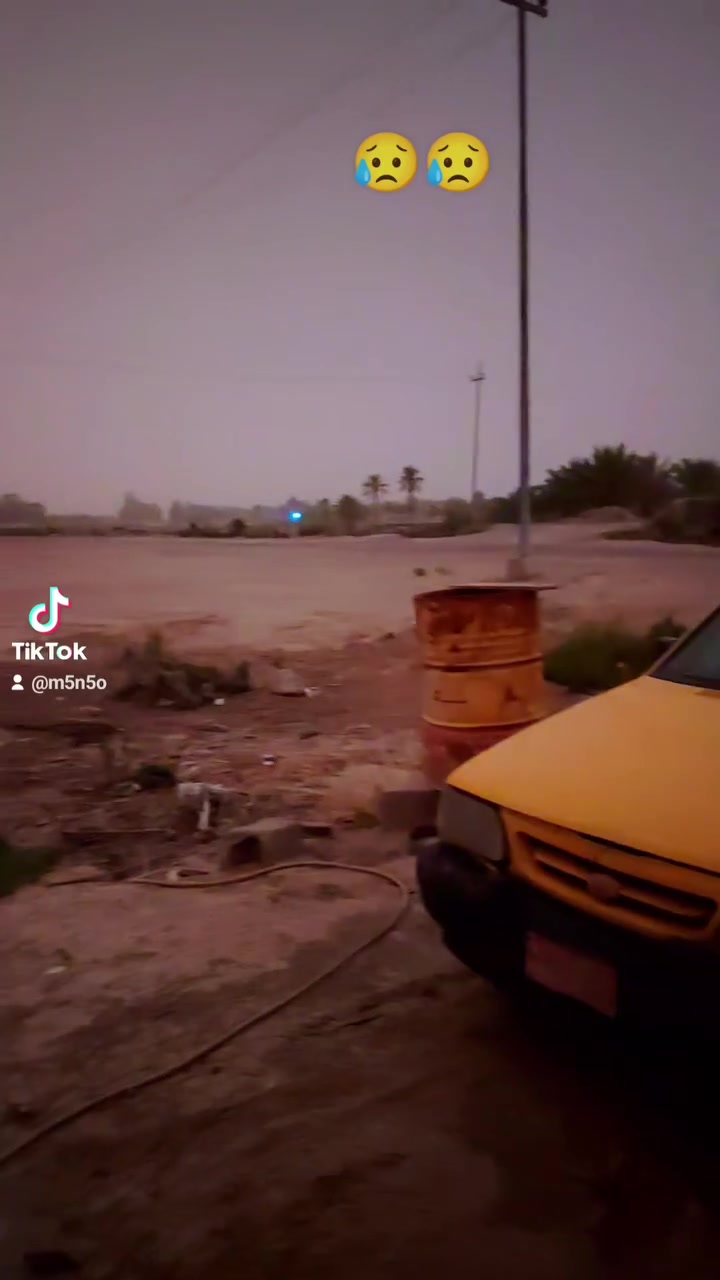 سلام عليكم سايبه موديل 12 محرك نضيف رقم قادسيه صدامي راعيه موجود تبريد شغال مكان ديوانية قضاء البدير خاص موجود وتساب موجود السعر 8 وراق 
***********
