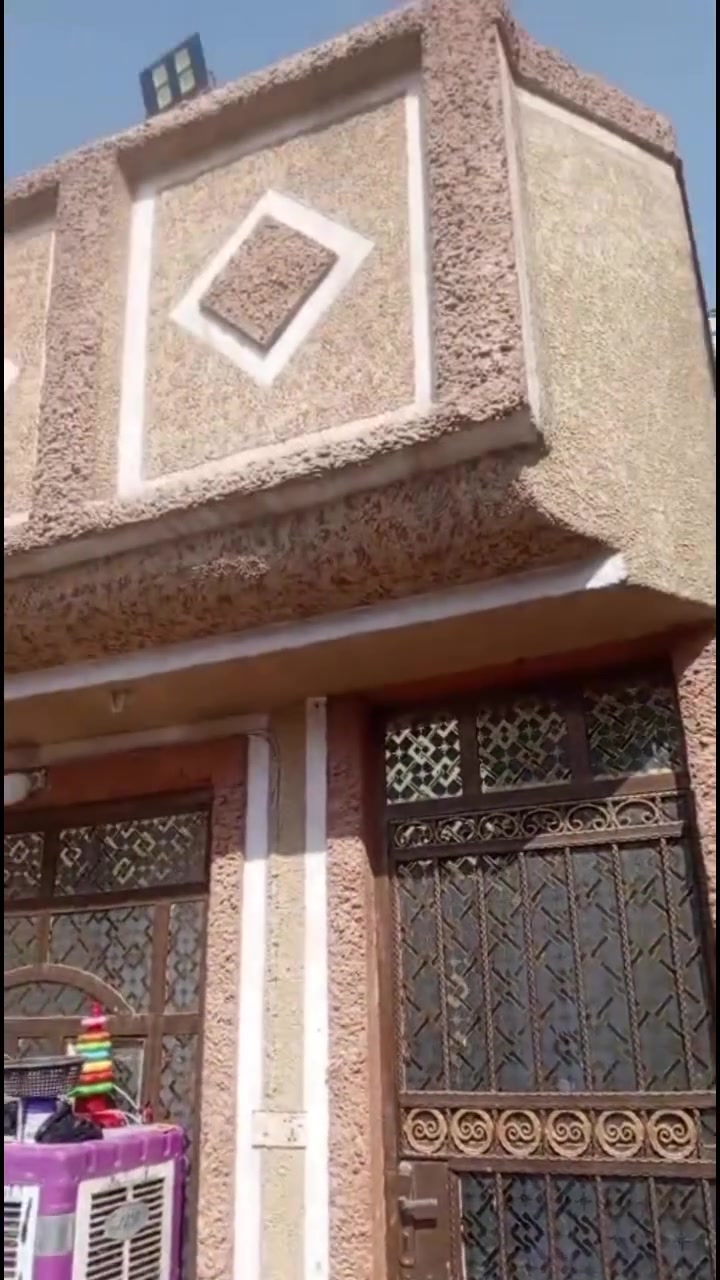 🏡 بيت للبيع – مبادرة | الحلة

📍 الموقع: المهندسين – خلف التجاري – مقابل أرض بابل
📐 المساحة: 112 م²
🏠 البناء: طابق واحد

💰 مبلغ المبادرة: 94 مليون
💵 المقدمة لصاحب الدار: 30 مليون
💰 السعر الكلي: 124 مليون

⭐ موقع مميز جدًا وقريب من الخدمات.

📩 للتفاصيل أكثر: تواصل اتصال أو خاص
📞 ***********
📞 ***********

🏢 زيارة المكتب:
📍 حي الحسين – قرب مطعم نابو
📍 الخسروية – قرب الشؤون – مقابل ثانوية المتنبي

♻️ #موقع_مميز_جدا
🏢 #عقار #عقارات_العراق
#الحلة #عقارات_الحلة #بيت_للبيع #مبادرة #المهندسين #ترند #اكسبلور
