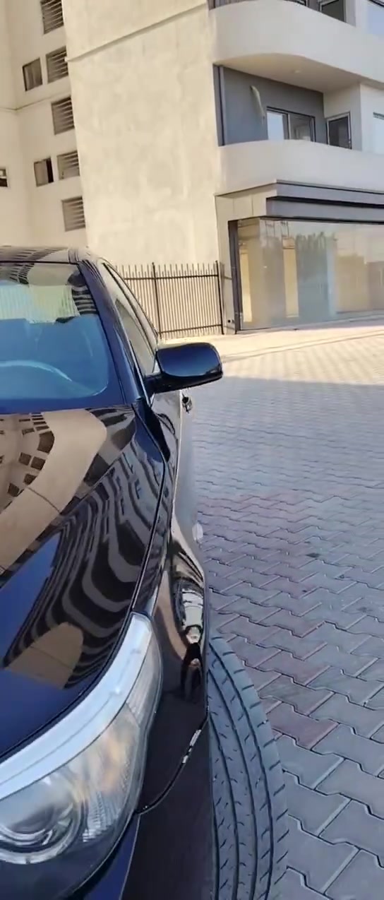 سلام علايكم
للبيع BMW e60
موديل 2004
مواصفات فول 
كشن كهربائي 
سقف سلايد

محرك m54 525
تبريد تلج ❄️
بيها بس قطع واحد جاملغ امامي 
سياره مابي صبغ بس جاملغ مبدل بلادي 
رقم كركوك مشروع وطني سنويا لحد 2027
واتساب ***********
