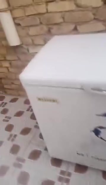 مجمدة • شغالة • نظيفه