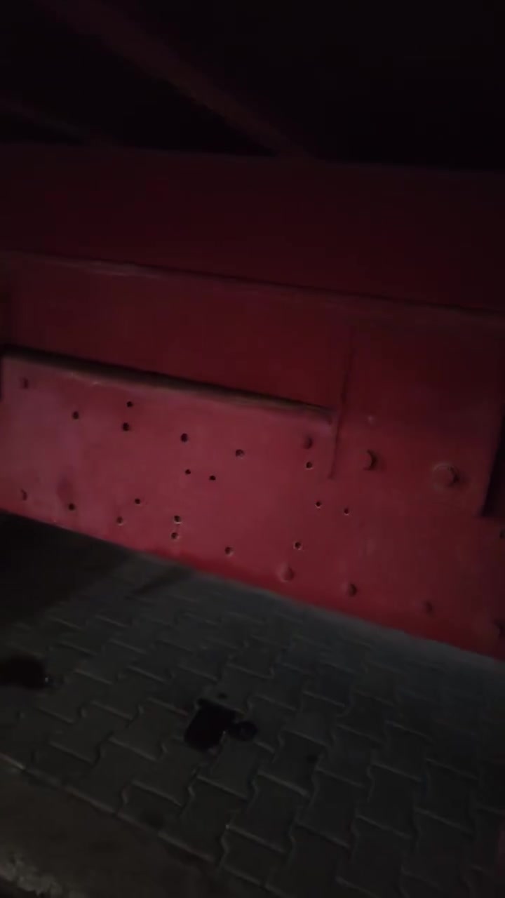 ***********
