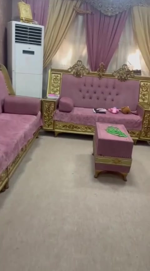 تخم قنفات مع 3طبلات تقديم مع بردة مع ميز التلفوزيون  البيع
العنوان البصرة الزبير 
السعر مليون ونص 

بيع مستعجل
