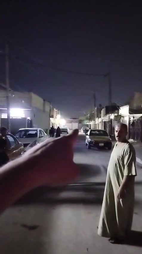 دار مساحه 100م
الواجه 8وربع 
نزال 12 ونص
جمعيات فتحه عماره ابو دهن  
***********

