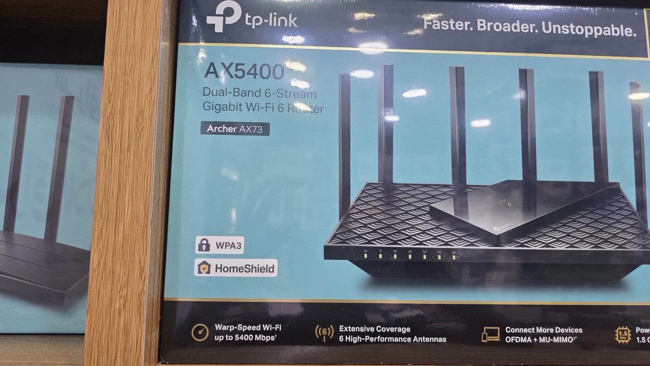 🔥🚀 تريد راوتر قوي فعلاً؟ هذا مو راوتر عادي!
🎮 TP-Link Archer AX73 – AX5400 Wi-Fi 6
إذا عندك PC أو PS5 أو Xbox وتريد Wi-Fi قوي ومستقر، أو بيتك بيه أجهزة هواية وتريد الراوتر يتحملها بدون اختناق… شوف الـ AX73 👇
⚡ سرعة AX5400 📶 Wi-Fi 6 الجيل الجديد 🚀 5GHz بسرعة تصل إلى 4804Mbps 📡 6 أنتِنات عالية الأداء 🎮 OFDMA + MU-MIMO لتعامل أفضل مع أجهزة متعددة 🔥 160MHz لسرعات أعلى مع الأجهزة الداعمة 💻 1× WAN + 4× LAN Gigabit 🔌 USB 3.0 🛡️ WPA3 + HomeShield 🌐 يدعم VPN 📡 يدعم OneMesh لتوسعة التغطية
🎯 مناسب لـ: 🎮 Gaming وPS5 وXbox وPC 📺 4K / 8K Streaming 🏠 البيوت اللي بيها أجهزة كثيرة 💻 تحميل ورفع ملفات بسرعات عالية 📱 عائلة كاملة متصلة بالواي فاي بنفس الوقت
💥 إذا تريد تنتقل من راوتر عادي إلى راوتر Wi-Fi 6 قوي… AX73 خيار يستاهل.
📍 متوفر لدى مكتب الدقة للكاميرات والإنترنت 📲 للاستفسار والطلب: ***********
#TPLink #ArcherAX73 #AX5400 #WiFi6 #Gaming #PS5 #Xbox #PCGaming #راوتر #واي_فاي #مكتب_الدقة
