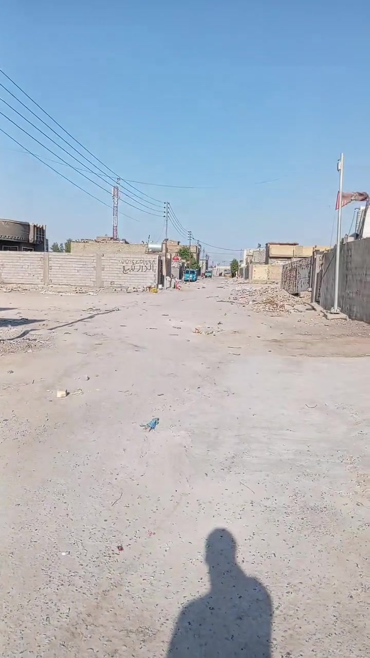 السلام عليكم عندنا دار للبيع مساحه 100 متر واجهه خمسه ونزال 20 واي استفسار خاص او واتساب السعر 35
***********
