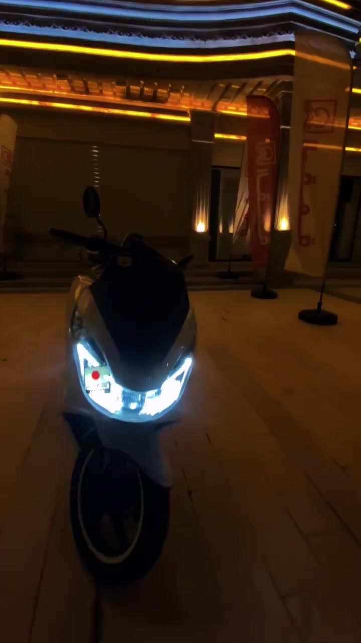 سلام عليكم pcx للبيع ياباني كفاله عامه محرك بلادي مكان بعقوبه سعر 13$وبيه مجال تدفئه يدات حساس كله شغال تصل وتدلل ***********
