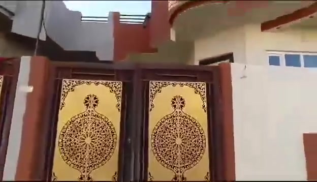 السلام عليكم بيت للبيع في الرشيديه قطاع السادس قرب جامع حسين دبو مساحة 130متر البيت فول وسعر 75 وبي مجال هذا رقم الهاتف او بي وتساب كورك ***********///***********
