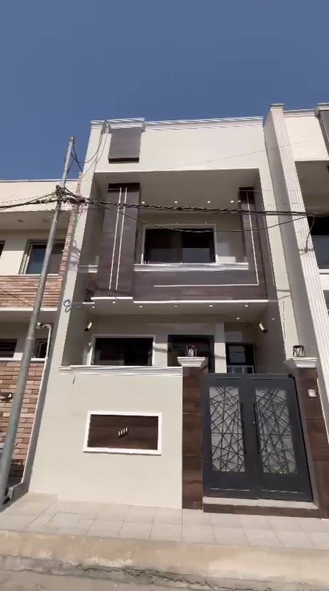 بغداد حي جهاد • ١٠٠م • ٣ طوابق