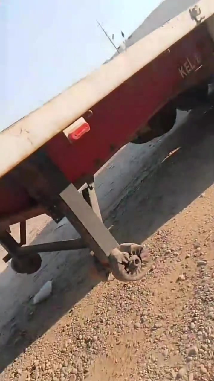 سلام عليكم سياره البيع فالفو موديل 2002 رقم ***********
