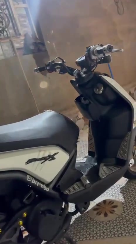 السلام عليكم دراجه للبيع مقفوله برغي ما مفتوح بيها دراجه بلاد السعر 1,450 وبيها والموديل والموديل 2014
@ العنوان بالقرنه بالمنصور***********9
