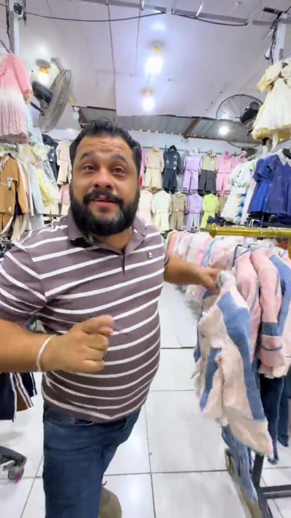 مجمع يعقوب • الحسينية السوق الصغير • ملابس أطفال