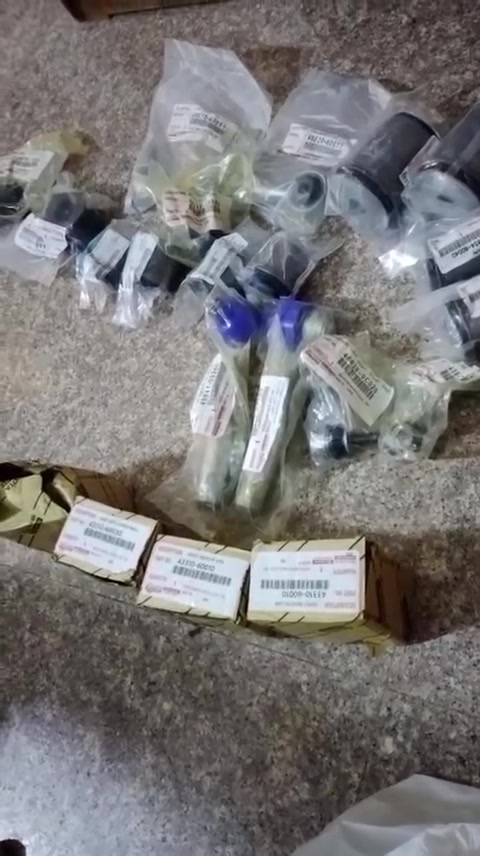قطع غيار • سيكويا • تندرا
