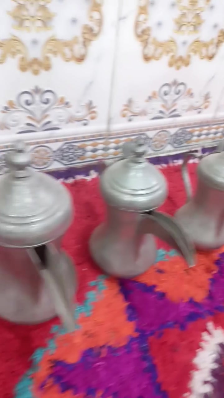 دلال للبيع بغدادي طرق يدوي قياس 27/25/23 للستفسار اتصل *********** يوجد توصيل
