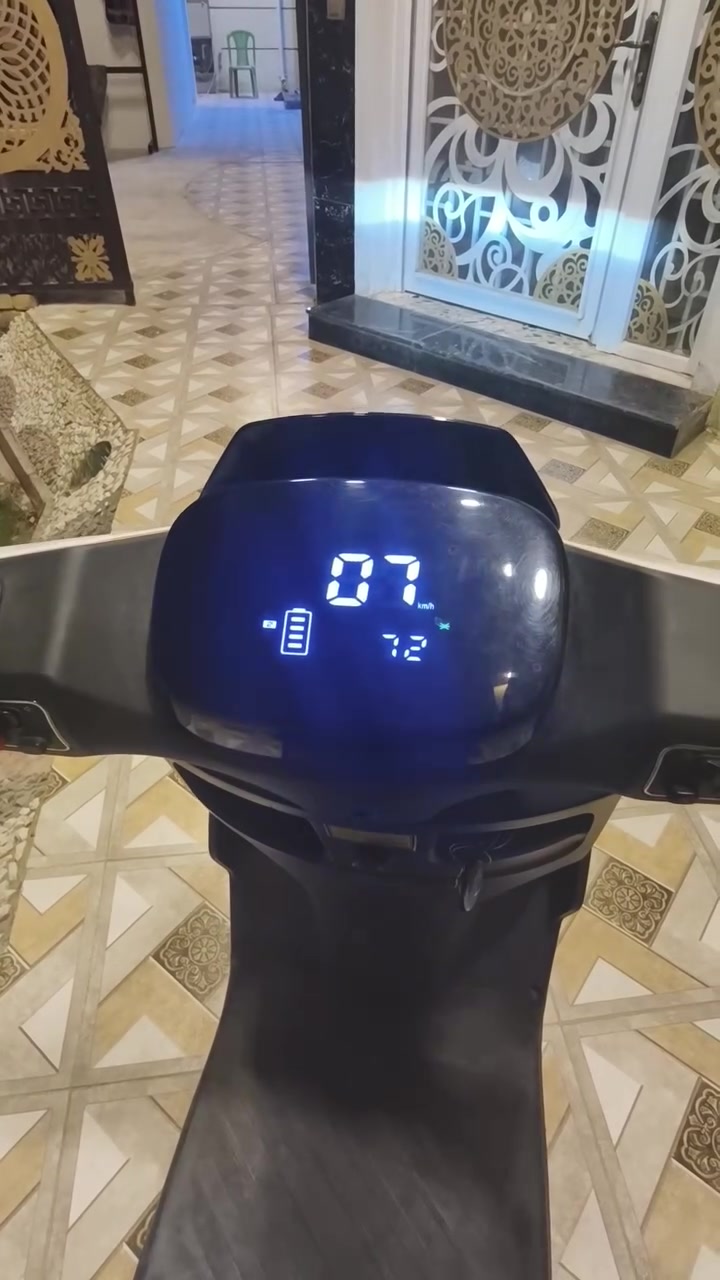 سلام عليكم ورحمة الله ماطور شحن جديد بعده مستخدم 3اشهر للبيع 6 بطاريات سعره 700 وبيه مجال شراي يجي خاص رقم الهاتف *********** بيه وتساب 
عنواني الانبار عامرية الصمود
