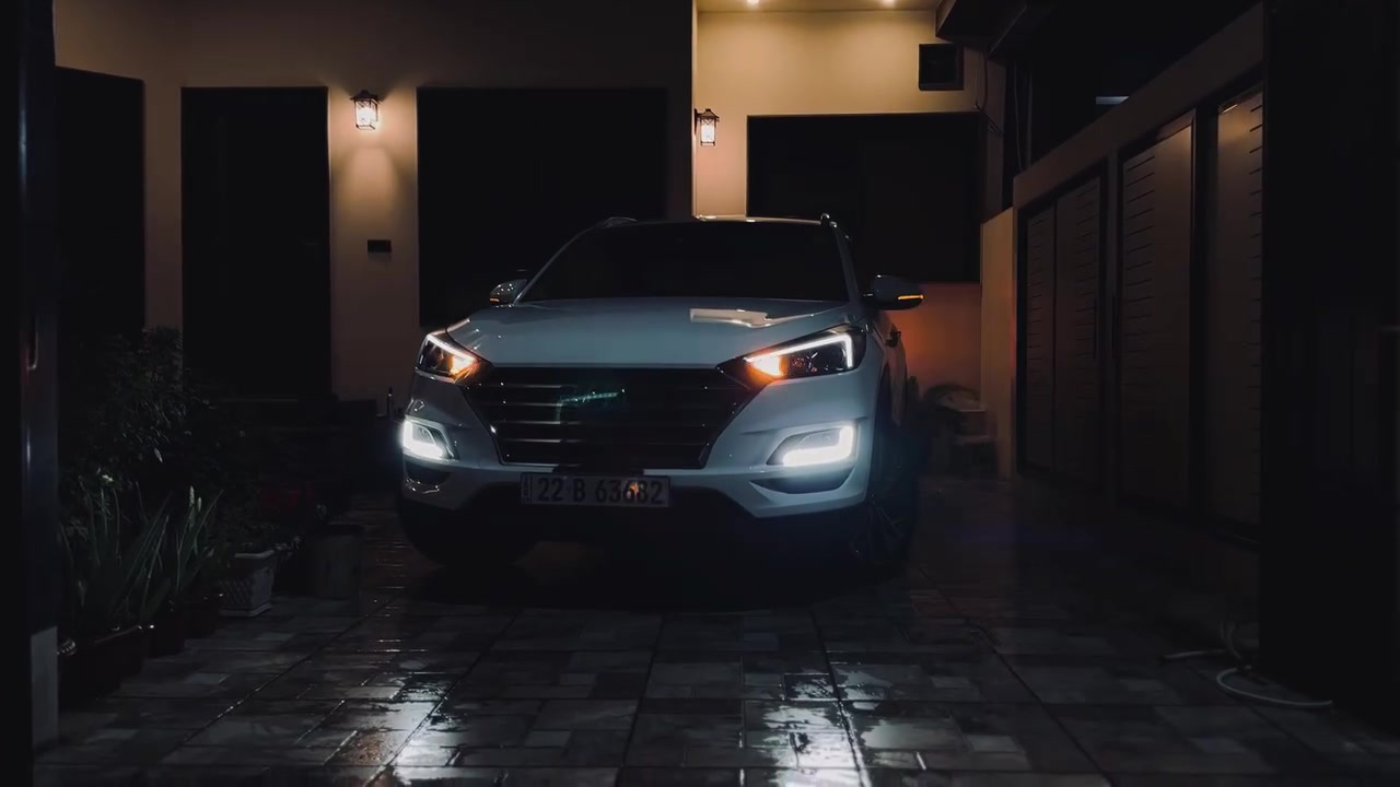 السلام عليكم
Hyundai Tucson

موديل 2020 كوري اصل وليس چيكي

ماشيه 108.000

مكينه 2.000دوش 

محرك +كير شرط ما مفتوح 

فول مواصفات عدا البانوراما 

بصمه تشغيل 

تشغيل عن بعد 

بصمه أبواب 

اشاير بل مري 

مري شفط

نضام ترحيب 

كراسي امامي الاثنين كهرباء ⚡️ 

شاشه وكامره اصلي يدعم كار بلي واندرويد اوتو 

شحن لاسلكي 

ويل كب كروم 

هندبريك بل رجل 

اريل نافكيشن زعنفه 

حساسات امامي خلفي 

طخم تايات جديد 

السياره جاهزه خاليه من اي نقص 

سنويه باسمنا إلى 2031 

هزه إلى 2027/7تسقط 

مكاني موصل 

***********اتصال +واتساب

