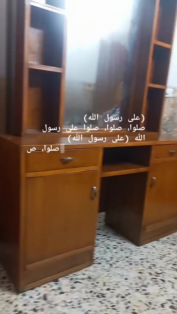 ميز تواليت صاج تزكام مستعمل ارتفاع 80 سم عرض متر و40 سم عمق 40 سم السعر 100 وبي مجال العنوان بغداد حي الإعلام سوق اميمه  حي الشباب نهايته الشارع فرع ماركت فريش موبايل عراقنا وتساب بي 
*********** 
***********
يوجد توصيل غير مجاني داخل بغداد فقط
