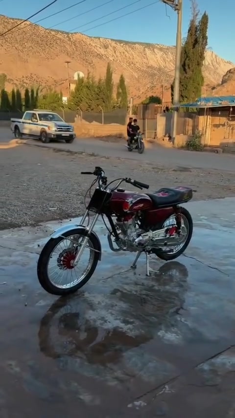 سڵاوی خواتان لێوێت ئەم ماتۆڕەمان هەیە نامی تو پرۆی ٢٠٢٦ بارکۆدی شەریکەی پێوەیە   شەنسیەکەشی ٢٦ مەنەفێسە  عەرەبانەکەیو قاچی دوەمی و درعی بەردەم مەکینەکەشی نیکڵە کامل تاقم وایەرە  ویلی پێشۆی دیسکە بۆسعر چاتکەن.    

ڕق.***********
