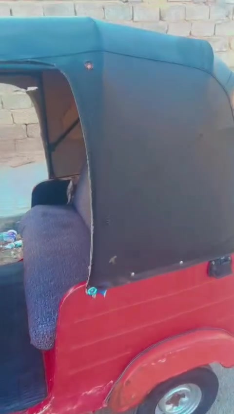 تكتك البيع مديل 2018 وراق اصولي مجمع المصطفئ مكينهة ناعمه حلوه تخم تيرات جديد عوزه بس جادر استفسار عل رقم *********** السعر 3500/وبيه مجال عنوان كربلاء حي العامل
