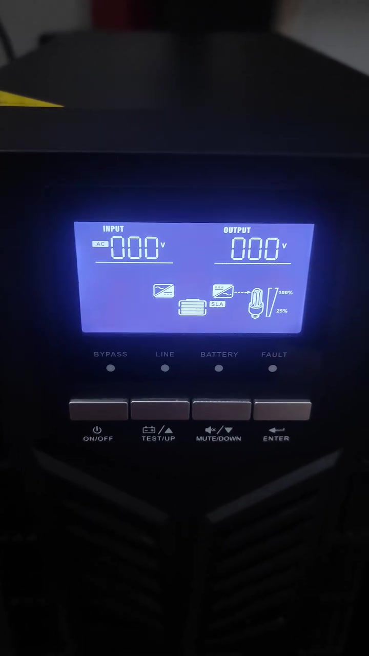السلام عليكم جماعة الصيدات هل منشور الكم
UPS Online 1kv 
قبل شهرين اخذتة واستخدام قليل جدا جانت عندي تجميعة بعتها حتى اطور الشي اقوى واعلى فـ ضل عندي هذا اليو بي اس ماركة فالكونز من شركة عين الصقر ضمان سنتين ايي مشكلة بالبطارية يستبدل مباشرتاً يعني اذا بعد سنه ونص عطل عندك تكدر تستبدلة وصل الضمان موجود والكارتونة والاسلاك ايضاً موجودة
 (وتكدر تفحص كلشي يعجبك يلا تاخذة وبخدمتك)
 السعر 170.000 
واتس *********** مكاني بغداد
