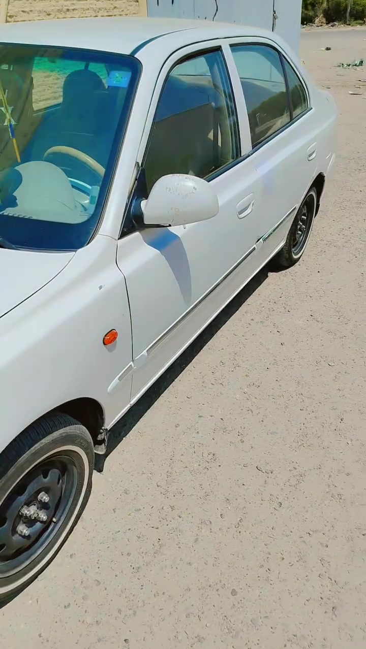 فيرنا للبيع 2015 مكان بغداد سعره ٦٨ كير. محرك َمكفول تبريد صدر جديد تخم
تايرات جدد
*********** باقى تفاصيل
