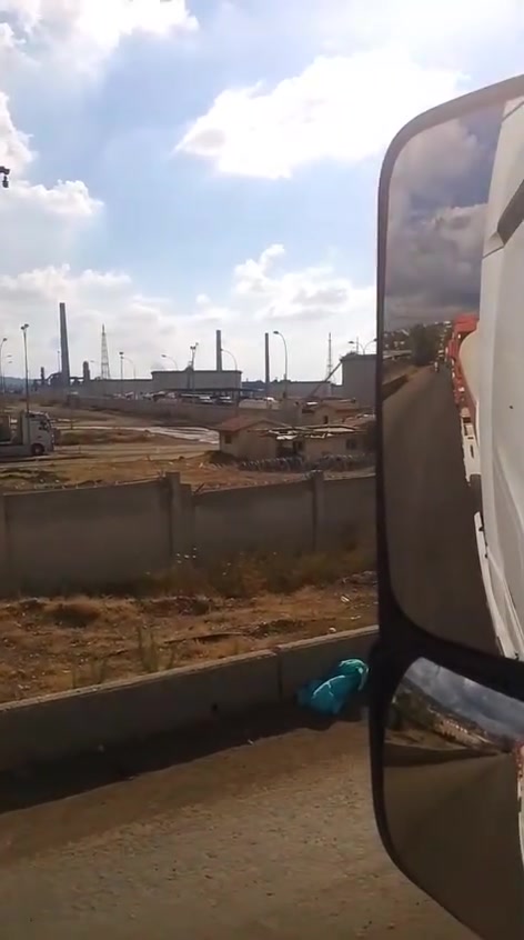 السلام عليكم أخواني السواق
⛽ تحميل بانزين من سوريا إلى مصفى بيجي

🚛 التحميل فوري ومستمر

💵 سعر الطن: 75$
🎁 الإكرامية: 100$

📌 التحميل بدون برقية
💰 السلفة من موقع التحميل

اليريد يحمل، يدزلي صورة الجواز والسنوية على الواتساب على الرقم:

📱 ***********

مع التقدير للجميع 🌹

