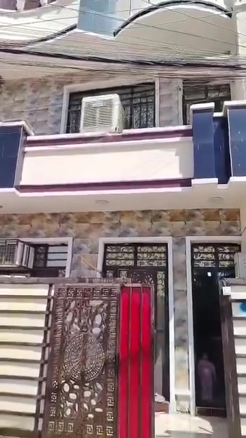 بيت للبيع مساحه ٥٨واقع حال ٦٥مدخلين استقبال مطبخ وخدمات وفوك غرفتين كامل ويا سخان المكان سريدات الأولى مربع ثالث قرب مولده أبو روان السعر ٦٨وبي مجال للاستفسار ع رقم *********** محمول واتساب
