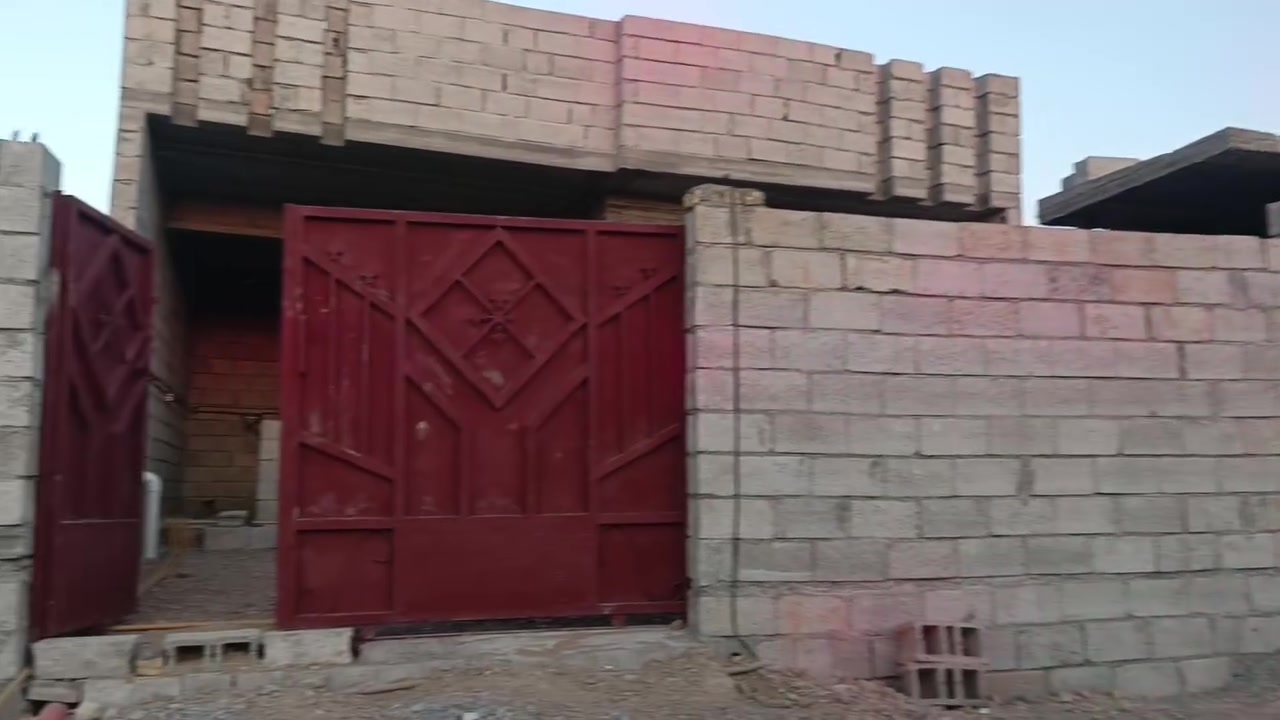 هيكل المهافيف فرع الحروب طوالات 
هيكل للبيع المساحة 200م
يتكون من استقبال وغرفتين نوم وصاله وصحيات ومنور وحوش وكراج وحديقه
ماؤسس كهرباء وماء ومجاري فرعه 10م
السعر المطلوب ٣٥وبي مجال
للاستفسار الاتصال على الرقم التالي او واتساب
***********
