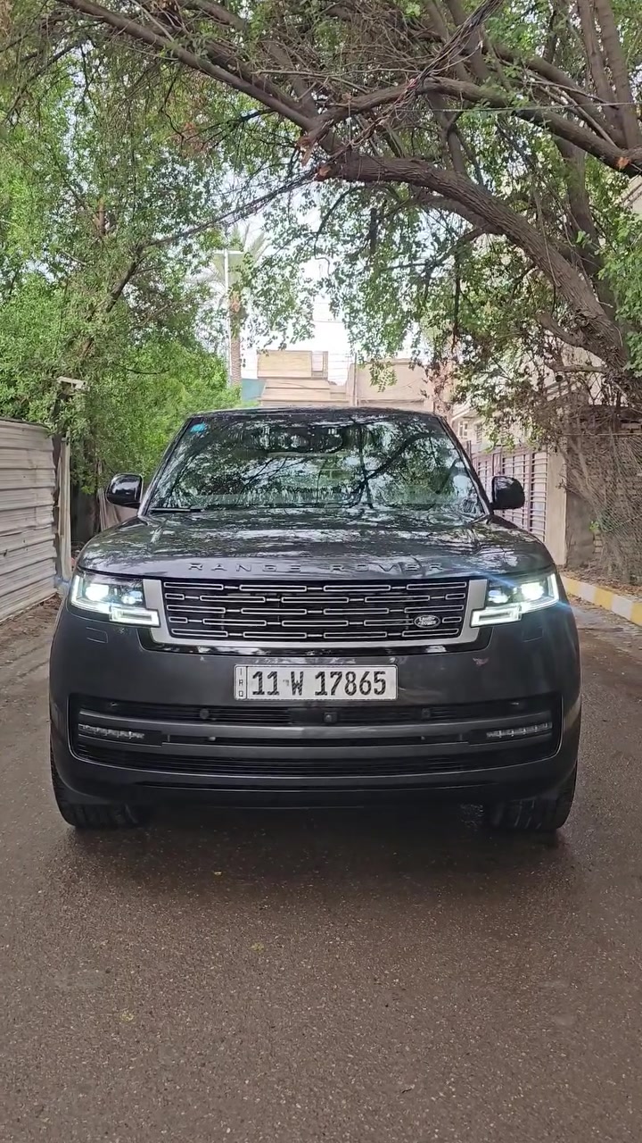 السلام عليكم الوحش البريطاني رانج روفر ٢٠٢٣ طلب خاص محرك ٨سلندر توين تيربوP530اوتو باي كراف فول مواصفات اعله فئه لون جدا مميز ماشيه٥٥الف كيلو متر مكفوله من الضربه والصبغ عدى بادر جظا بسيط مواصفاتها ٤بيبان بصمه صندوك كهرباء قطعتين ٣شاشات حساسات دعاميه عدد١٢ كاميرات عدد٦ ويل كب حجم ٢٣ اكزوز رياضي بلادي كشنات كلها تدفئه تبريد كشنات خزن كشنات مساج سقف جلد وشامو  داتا شو جحم جبير دوسات كهرباء بانوراما رادار امامي رادار جوانب سياقه اليه تحديد مسار مانع تصادم هندبريك بصمة ستيرن كهرباء ثلاجه شاحن واير ليس داخل ماروني حصان خلفي كهرباء بردات خلفيه كهرباء شاشه ديجيتال شباك كروم لايت سمارت لايت زنون اناره داخليه محيطه متغيره الالوان اوتو بارك اوتو هولد وبعد بيها هوايه مواصفات السعر ٩دفاتر و٢٠ورقه وبي مجال لاتصال*********** مكان السياره بغداد الغزاليه
