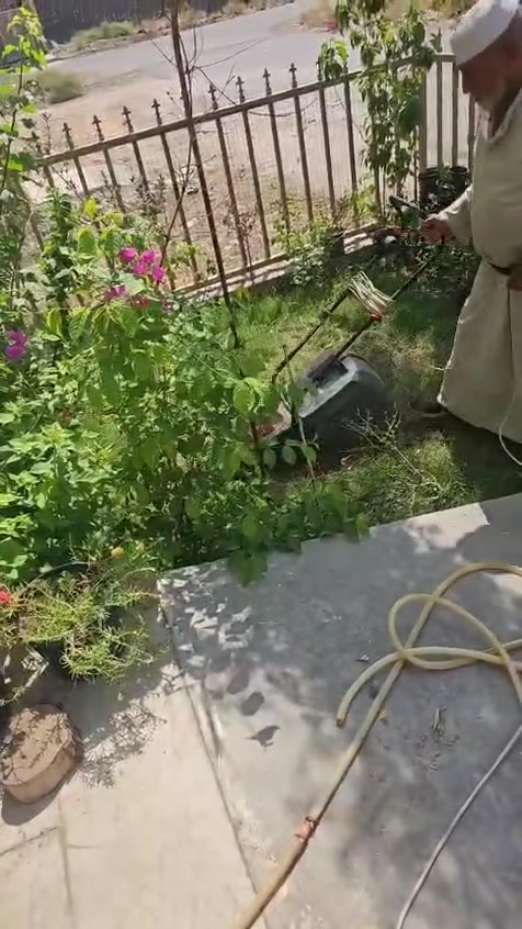 السلام عليكم الي محتاج فلاح يرتب اله الحديقه ابو علياء موجود رجال طيب وخير ومساخذ هوايوشغله مرتب 
 هذا رقمه. 
***********
 الظال على الخير كفاعله
