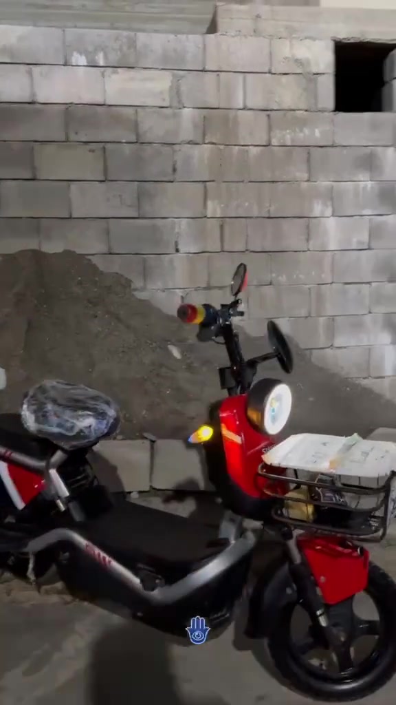 سلام عليكم
ماطور @سوبر8🏍للبيع 

مواصفات: 🦅
اربع بطاريات جدد🔋
لايت زينون 
اشاره يمين: يسار 
تواير جدد
شاشه: ايبات تقرا جميع العطلات
ملف: جديد 
سلة: اغراض 
ماطور بس تاخذو تطلع 
العنوان📍: موصل الجانب الأيمن 
الرقم ***********
