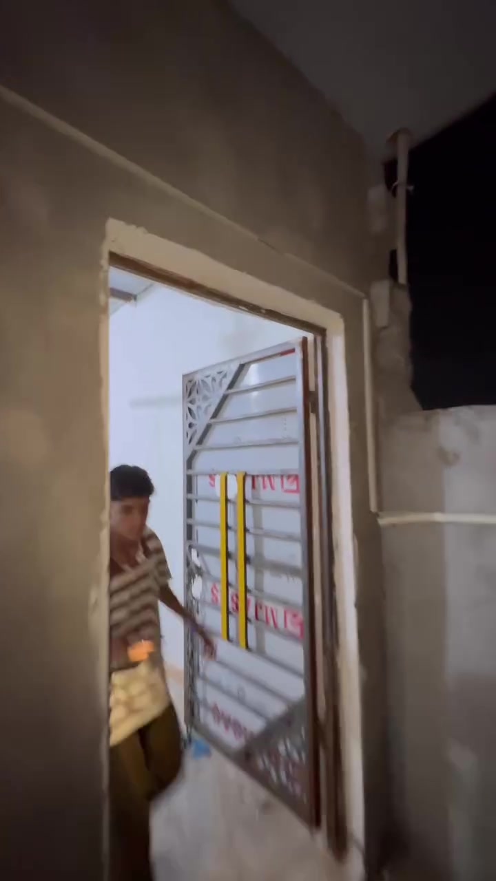 سلام عليكم بيت لل ايجار سنوديج مساحه200 ايجاره250 قفل بيت  في الحزيره جوه بل رابعه ورا مدرسه جبر الصبر***********
