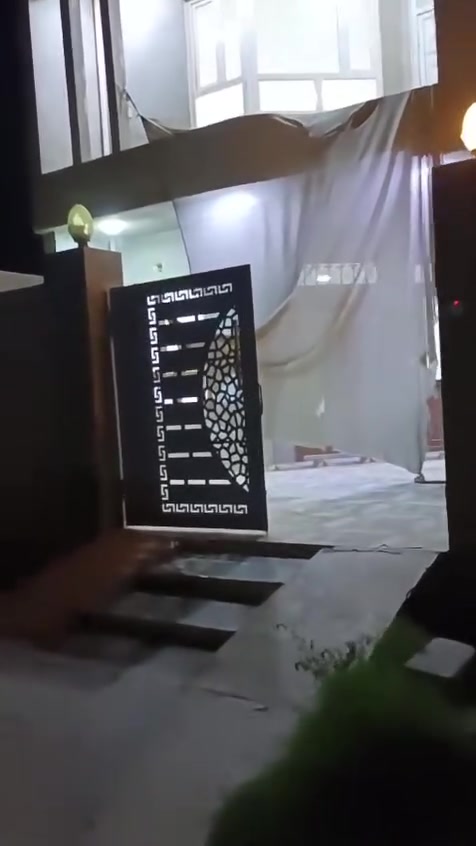 ٧ نيسان حي الموظفين • بيت للإيجار • طابقين