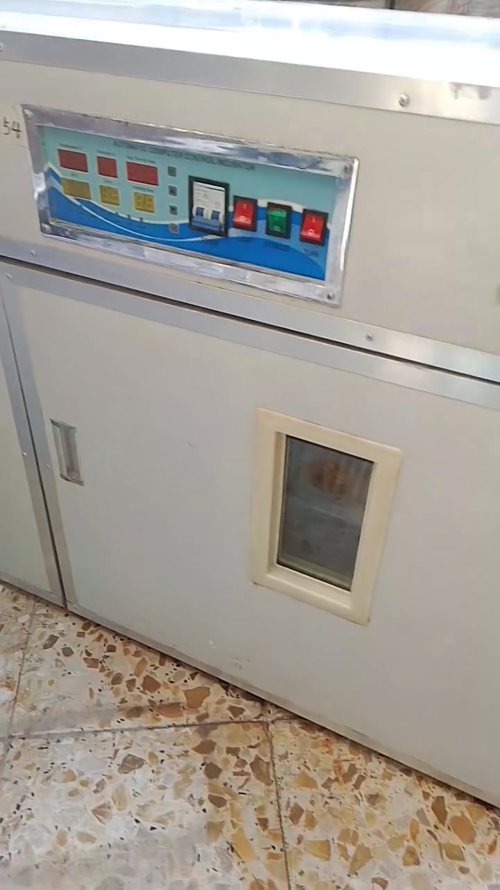 فقاصه مال بيض شغاله ونضيفه 250 وبيه مجال ***********
