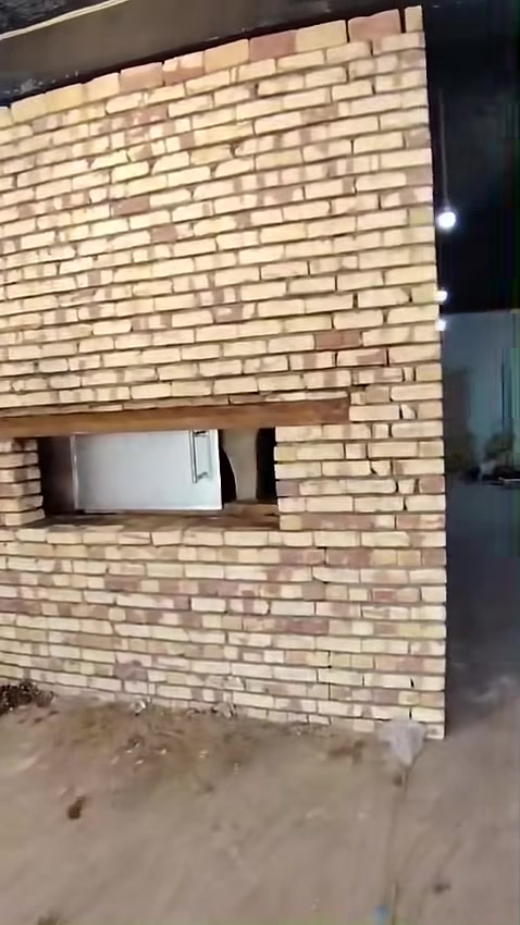 🌹بسم الله الرحمن الرحيم🌹
موقع جديد … 
محافظه ديالى / خانقين 🫡 
تم بناء كوره صمون ..
تابع وتعلم وستمتع مجانآ 👍
لسنا الوحيدين… لكننا الأفضل، وبفضل الله مستمرون 👷‍♂️🔥
“واحد عرررراق بس يم ابو زهراء الخزرجي ابني وانته مرتاح!”
نعلن عن استعدادنا لـ:
✅ بناء الأفران بأنواعها ( تسليم مفتاح)
✅ بناء كور لحم بعجين (تسليم مفتاح)
✅ تجهيز مواد ومعدات الفرن كاملة
✅ بناء كورة فقط حسب الطلب

✅ هذه ملخص مواصفات العمل 
1. **الستاو الكامل للصمون🥯🥨🥖  
2. **توفير الوقود (بدون إسراف نفط) 🛢️⛽  
3. عكاده العركجين بلفرشي مع الطين ولملح 🛖 (لمسات فنية أصيلة اي ارتفاع 70 سم!)  
4. **الطابوق الحراري التركي الأصلي** 🧱 (جودة لا تُضاهى)  
5. **قياسات دقيقة** تضمن ستوا متكامل من اول صمون لااخر صمونه 
6. **باب الفرن الثقيل (ذمة/الأخرس)** — متانة وتحصين حرارة.  
7. **كوادر مختصة** ذوي خبرة عالية.  
8.**الوجه شيلمان ثقيل من اجل زياده القوة
9. **ضمان 30 عامًا** — وهذا عهدُ ثقةٍ يُشكرون عليه! 
لاستفسار اكثر الاتصال ☎️
واتساب ومحمول: 
***********
***********
بناء كور افران صمون
ابوزهراء الخزرجي
