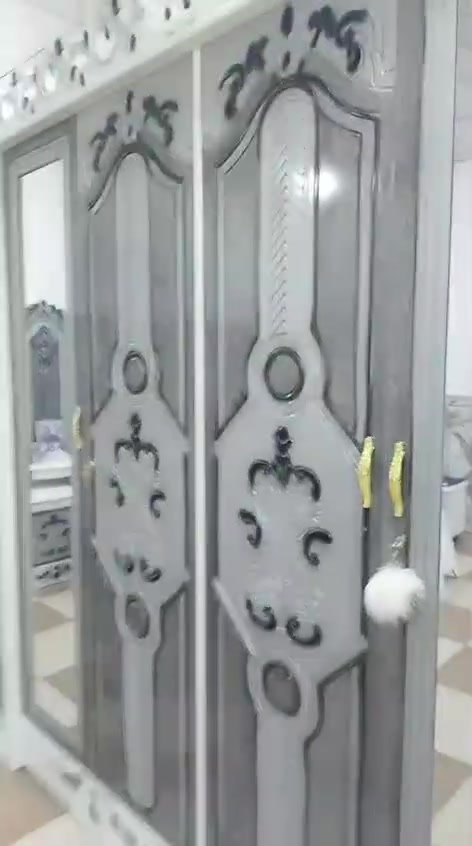 ميز مراية • ٦ بيبان • أقل من شهر