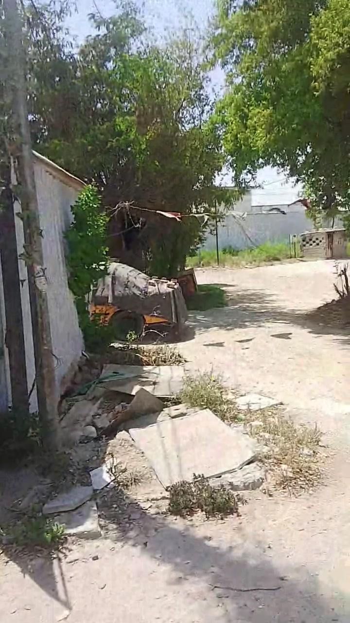 السلام عليكم بيت تجاوز يرهم قصط او بيع التواصل ع رقم المكتب بيت نضيف موقع شارع حلو خط وطنية سحب مجاري رئيسية انترنيت برود كامل البيت مال عائله زغيره نضيف زعفرانية شارع المركز المستشفى قرب ماكولات السجاد فلافل دبل ***********
