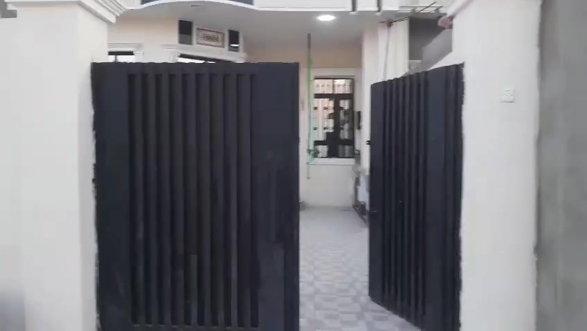 دار للبيع في جلولاء حي المرور خلف مدرسة شجرة اليقطين
موقع ممتاز جداََ
تتوفر كافة الخدمات ماء كهرباء تبليط اناره مدارس قرب الشارع العام السايدين
خلف بانزينخانة عدنان عبدر
مساحته 200 متر
سعر مناسب جداََ 65 قابل للتفاوض
للاستفسار اتصل ***********
