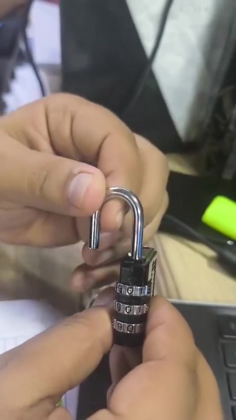العنوان ناصريه قضاء الشطره الحولي الخدمي بس تعبر جسر الحاوي العباس مقابل ملعب سمير بصف عقيل وعزيز ابو الدهن بصف محمد التركي الفيتر***********
