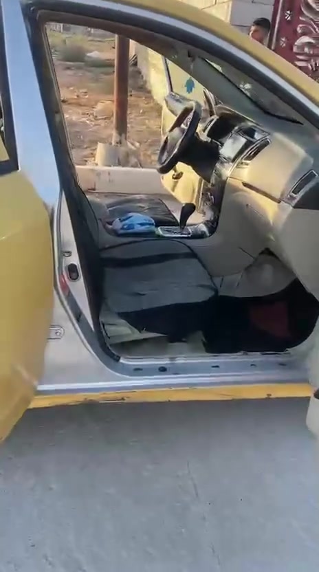 جلي موديل 2015 مكينه كورله 1800 سياره واكف بيه راجز بالمكينه  مداور ثاني يوم هيئه وغرا عليه سعره 23 ستفسار هذا رقمي ***********
