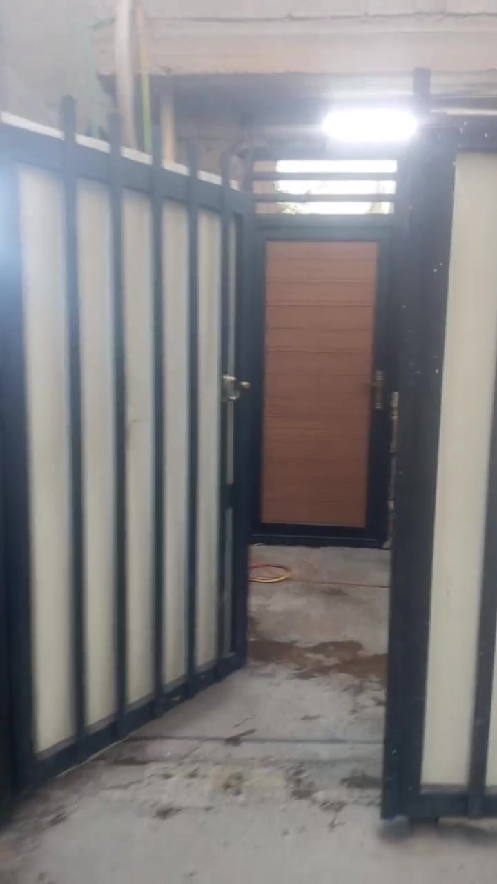 دار للبيع طابو صرف السده قرب حسينيه اهل البيت دريونه مزدوده بناء بلوك طابق واحد مساحه 100متر مربع تواصل *********** السعر 70بي مجال حك الجيه
