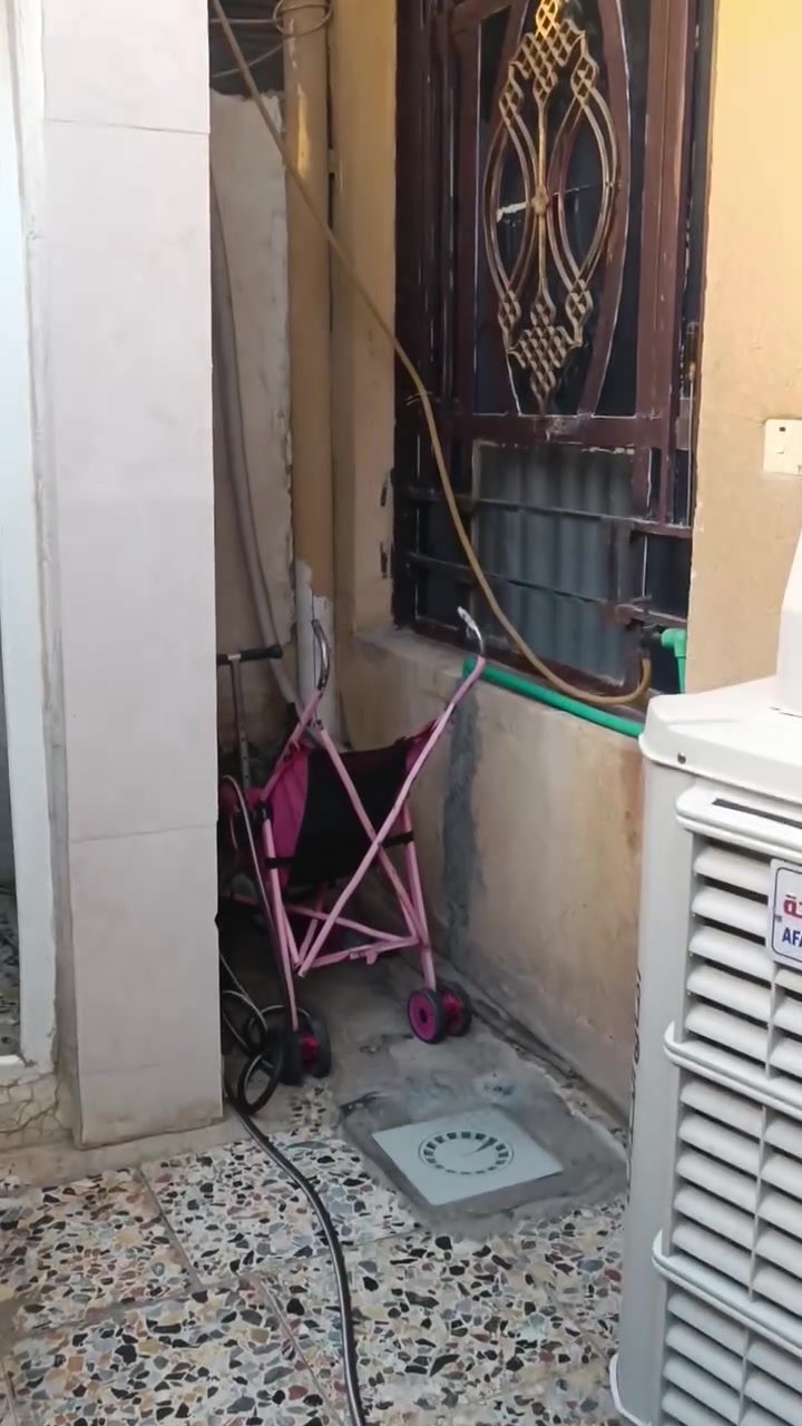 دار مئة متر منطقة لا صلاح فرع أبو فواد الاستفسار ***********
