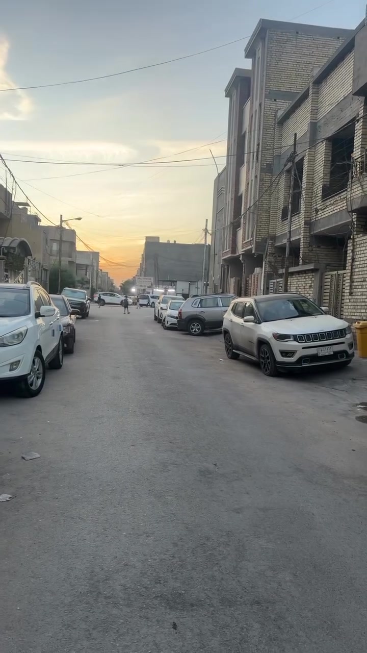 حي القاهرة • ٩٠م • واجهة ٤ ونص
