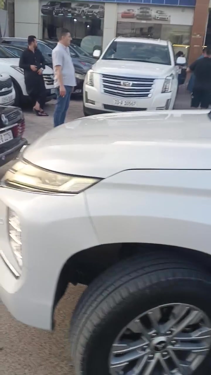 السلام عليكم باجيرو موديل 20 للبيع مكان السياره فلوجه للاستفسار على هذا الرقم سعر 170 سياره كفاله عامه ***********
