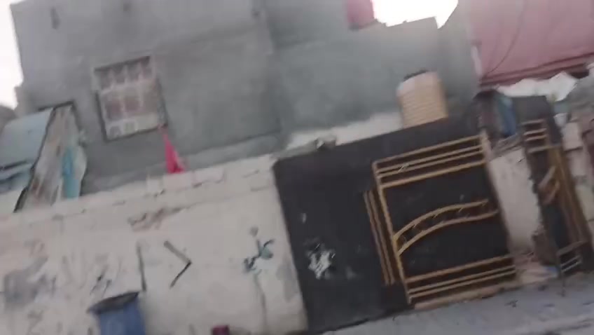 سلام عليكم البيع بيت 200م خلف كازينو الملوك قاطين السعر مناسب انتصل ودلل ***********
