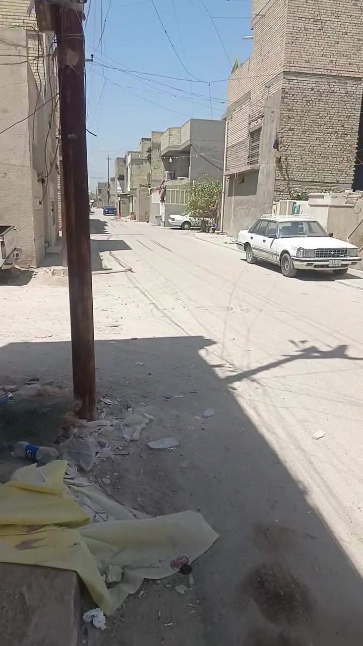 بيت مساحه ٧٥ سكينه زراعي شارع صيدلية الركن الأبيض/غرفتين طابق ونص بيتونه صب (السعر٨٥) ***********
