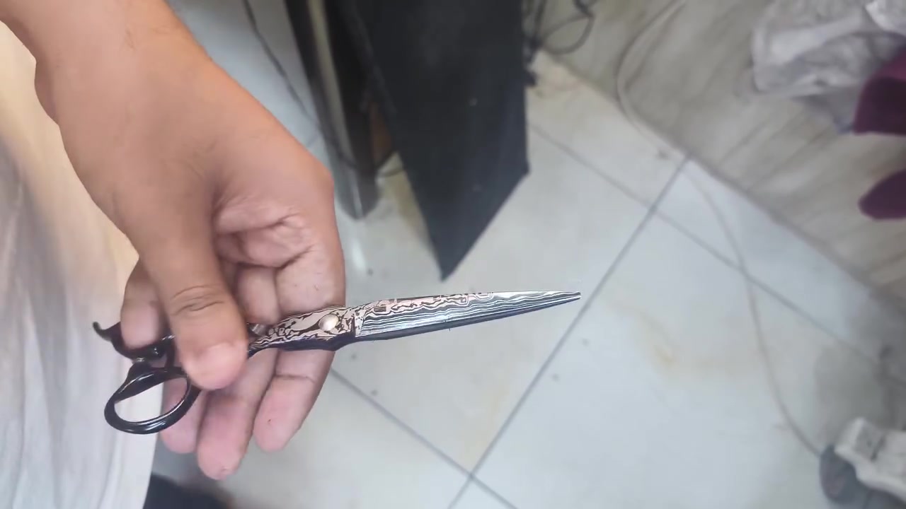 عندي 3 مكاين ثنين تدريج وحده صفر   و شبجه المكاين ضمان شغل مفولات + 3مكاصه اصليات الله شاهد مابيهن اي شي فقط الشبجه محتاجه غيار جديده بمكانها رايدهن ب70 عنواني بغداد ***********1
