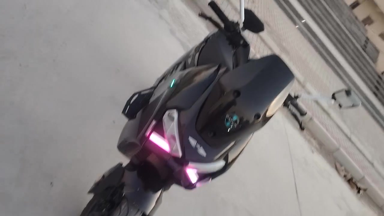🏍️🔥 للبيع دراجة DAYUN كهربائية ⚡🖤

دراجة نظيفة ومرتبة، شكل رياضي وفخمة 🔥
⚡ كهربائية / شحن
🏁 السرعة الحقيقية: 90 كم/س
🔋 بطارية Li-ion واحدة
📅 سنة الصنع: 2025 أو 2026
🖤 اللون: أسود
✨ الحالة: نظيفة ومرتبة
📄 الأوراق موجودة ✅
📍 المكان: الموصل – حي الإرسال

💰 السعر: مليون وثلاثميه وبي جمال لطيبين دينار
بيه مجال بسيط للجاد فقط 🤝

📞 للتواصل: ***********
⚠️ المعاينة والفحص على الطبيعة.
