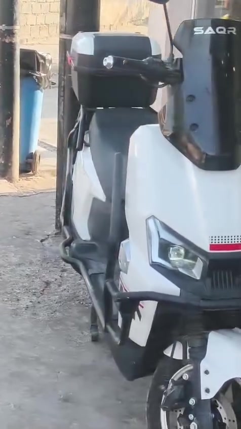 ماطور صاعقة شركة معروفة WN 
فول مواصفات 
مستخدم اقل من  شهر ونص
نظام abs
نظام R يرجع بك 
بطاريات كرافين مسطرة 6 
2 بصمة سويج 
الماطور شرط الفحص
***********
